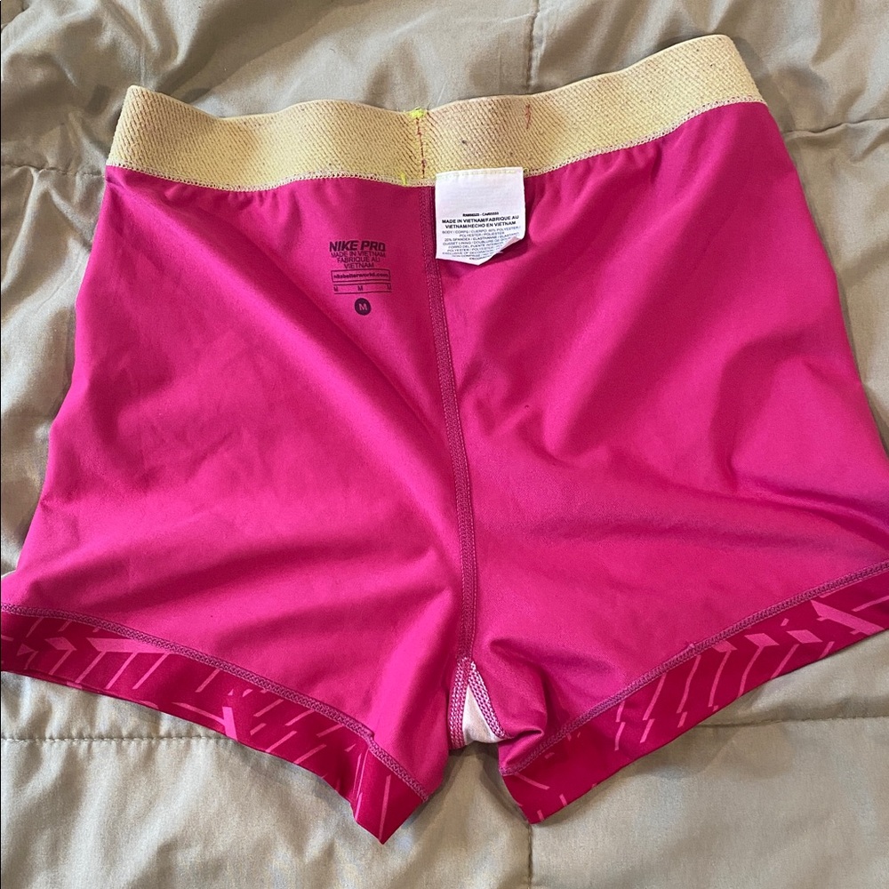 Nike Pro Fuchsia and yellow girls shorts  size medium good condition - Picture 9 of 16
